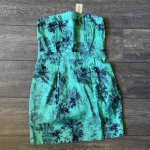 Stapless Dress